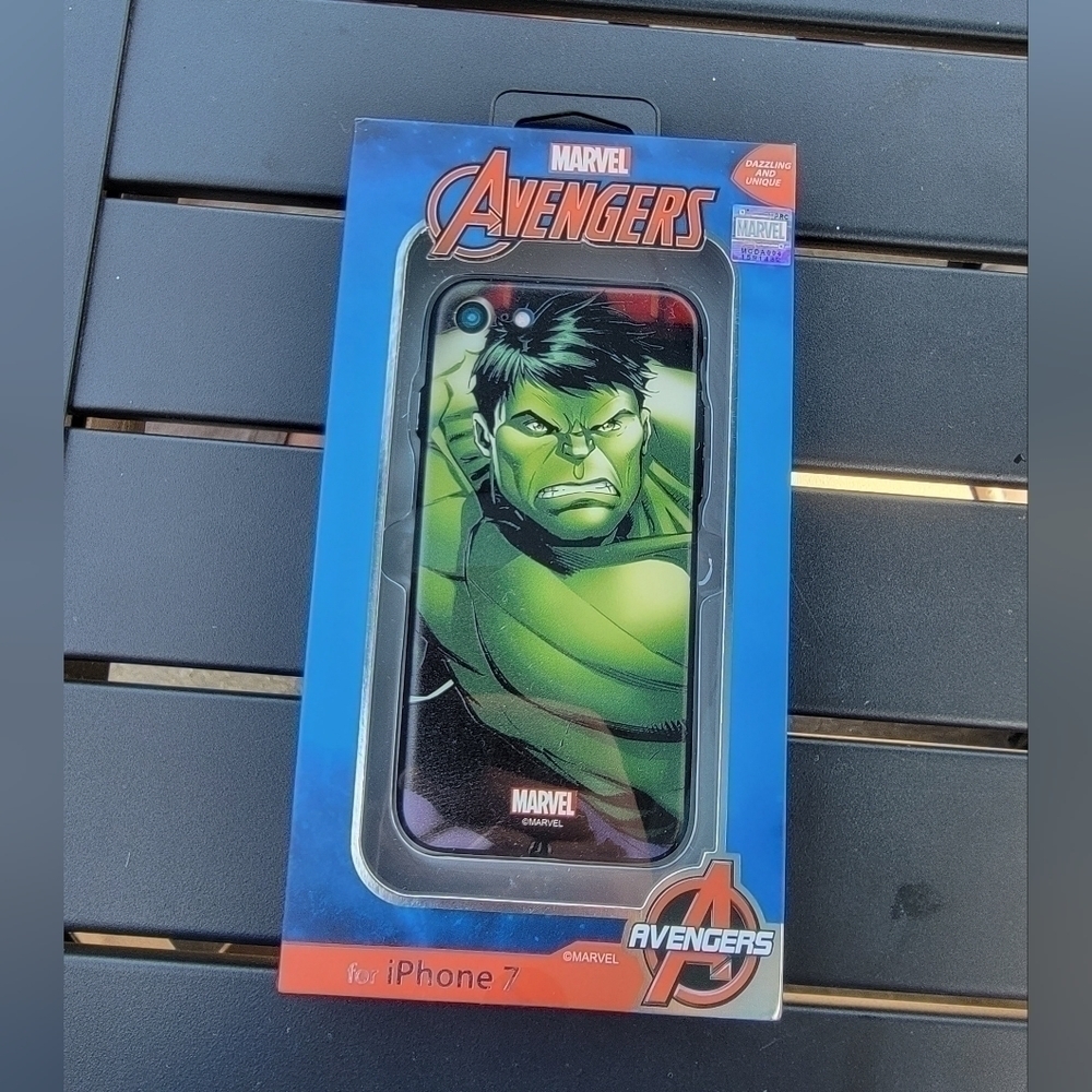 NIB Marvel Hulk Iphone 7 Case